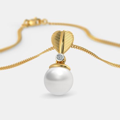 The Cacy Pendant