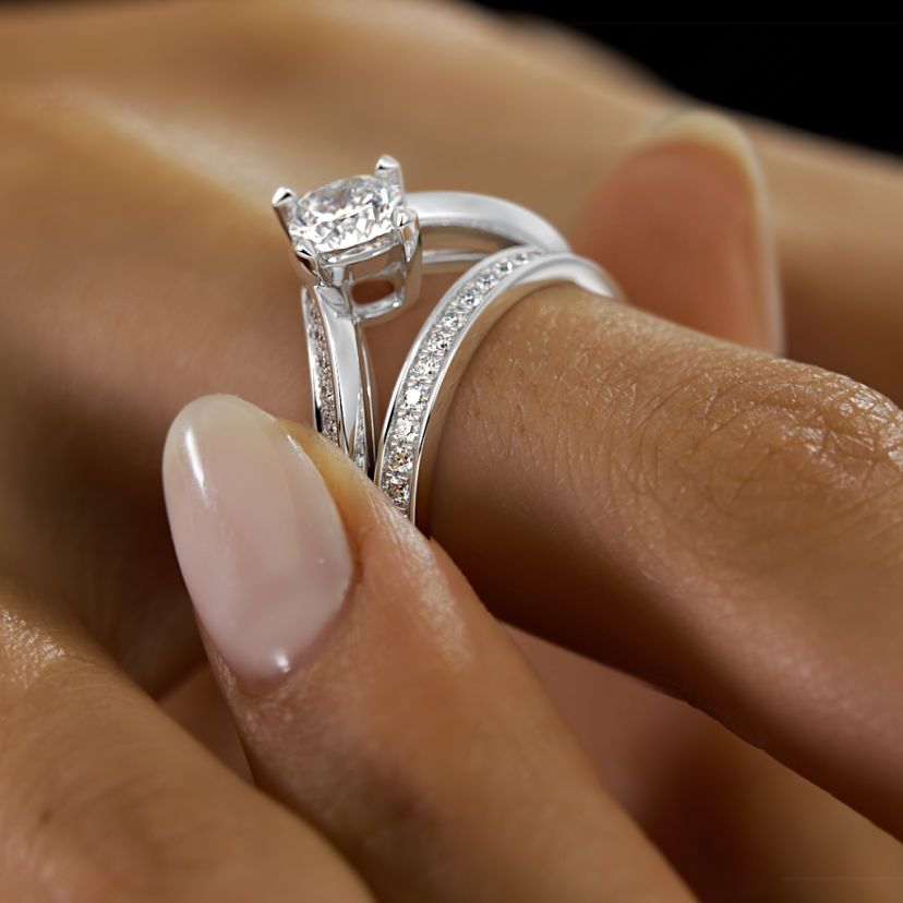 The Brillessa Bridal Ring Set - image 6