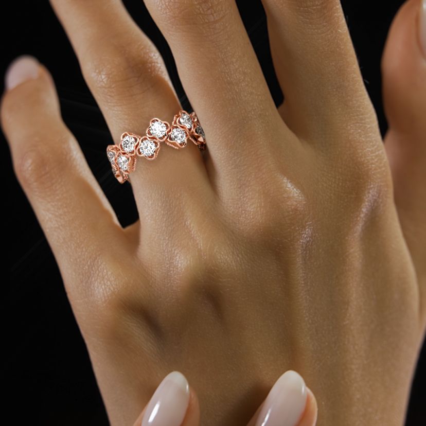 The Vensari Eternity Ring - image 4