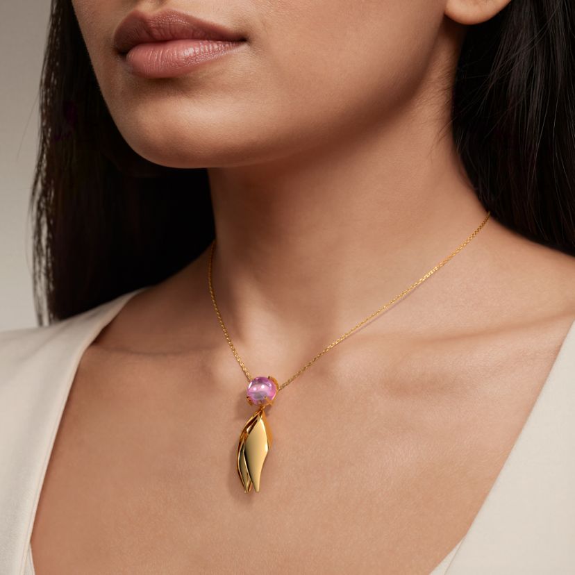 The Vundari Pendant - image 3